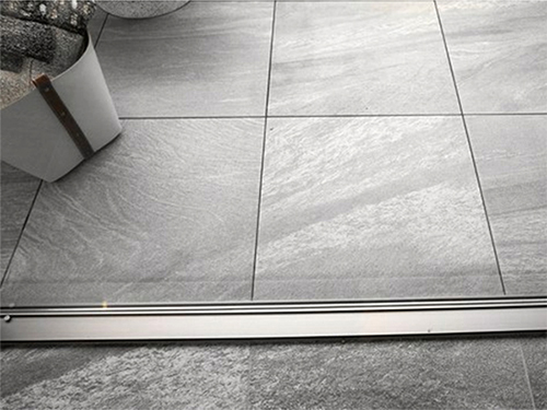 フルバリアフリー